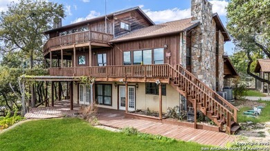 Lake Home For Sale in Canyon Lake, Texas