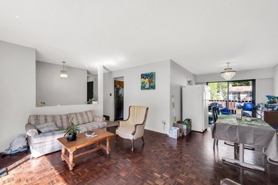 SUNNY MOUNTAIN VIEWS in Valleycliffe. This 3 bed, 3 bath home - photo 6