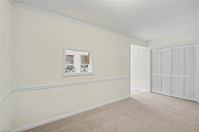 Best buy in Yorktown VA USA! Move-in ready! 2 story, 2 bedrooms - photo 12
