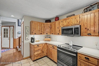 Located in the prestigious Pinecrest Lake Golf Country Club - photo 30