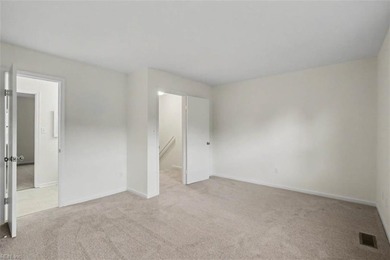 Best buy in Yorktown VA USA! Move-in ready! 2 story, 2 bedrooms - photo 32