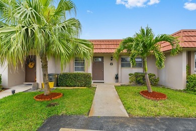 Welcome to Cresthaven Townhomes, a desirable 55+ community - photo 1