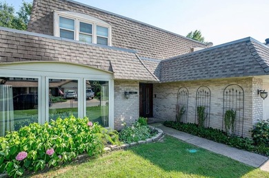 (private lake, pond, creek) Home Sale Pending in Oklahoma City Oklahoma