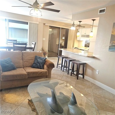 Huge price reduction! Live in downtown paradise & watch the - photo 8