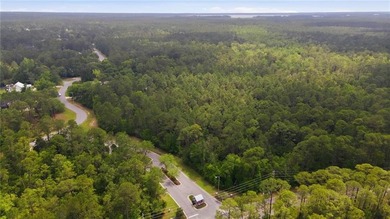 Located in the sought-after Martyn Woods community, this 5 - photo 14