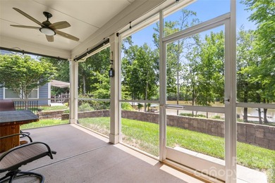 Are you looking for a waterfront home with serene lake and golf - photo 17