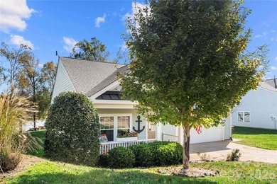 Are you looking for a waterfront home with serene lake and golf - photo 30