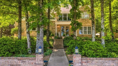 Truly exceptional private estate where luxury living meets - photo 3