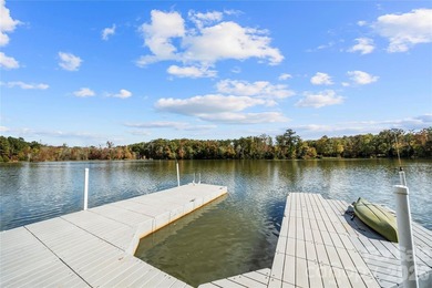 Are you looking for a waterfront home with serene lake and golf - photo 36