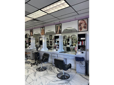 BEAUTY SALON, 4 HAIR STATIONS, 3 WASHING HAIR CHAIRS, 4 NAIL - photo 3