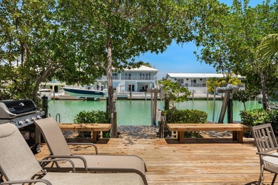 You Deserve this East Facing, Updated 3 Bedroom Island Home! - photo 5