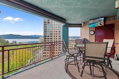 Experience premier downtown lakeview living in this 10th-floor - photo 11