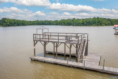 Contemporary lake living on beautiful Weiss Lake! This 4BR/4BA - photo 9