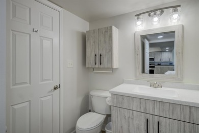 The views from this 3 bedrooms 2 full bath condo in Crescent - photo 22