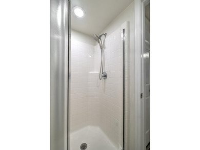 The views from this 3 bedrooms 2 full bath condo in Crescent - photo 23
