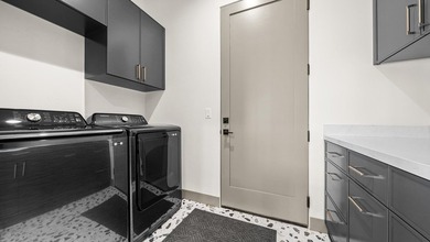 Experience effortless luxury in this exceptional townhome - photo 29