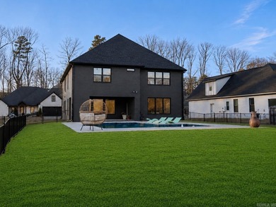 Custom built home in Hurricane Lake Estates! 3BR/2.5 BA, 2,793 - photo 4