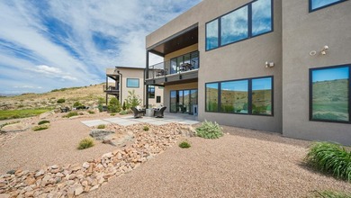 Experience effortless luxury in this exceptional townhome - photo 37