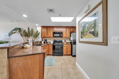 THIS UNIT IS A GEM AND A RARE FIND! Beautifully furnished two - photo 8