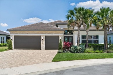 Experience luxury living in this beautifully upgraded home - photo 3