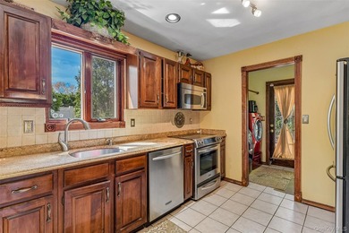 Spacious Colonial In East Patchogue Awaits! This 9-room Colonial - photo 13