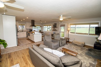 Discover the ideal North Idaho homestead on 40+ fully fenced - photo 16