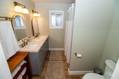 Discover the ideal North Idaho homestead on 40+ fully fenced - photo 21