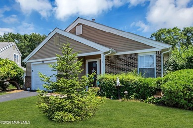 Welcome to 7 Elm Ct in Pheasant Run, a desirable 55+ active - photo 2