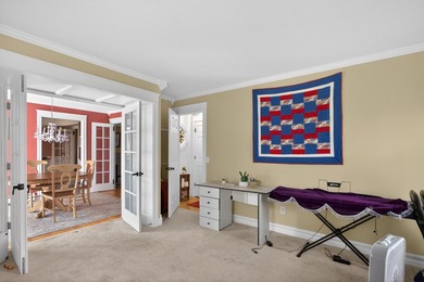 Spacious and beautifully maintained 4-bedroom, 4-bath home - photo 30