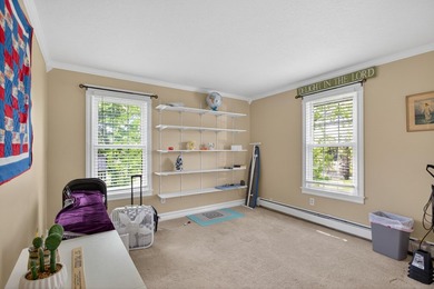 Spacious and beautifully maintained 4-bedroom, 4-bath home - photo 32