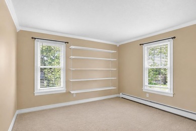 Spacious and beautifully maintained 4-bedroom, 4-bath home - photo 33