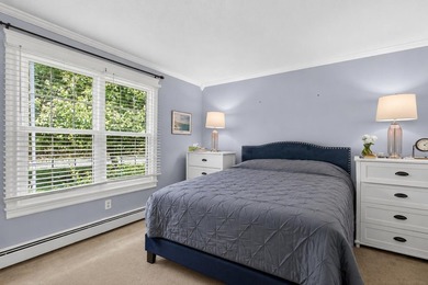 Spacious and beautifully maintained 4-bedroom, 4-bath home - photo 37