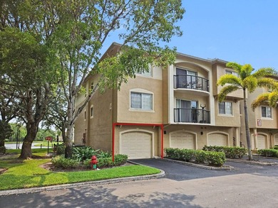 LAKE VIEWS, A PRIVATE GARAGE, AND RESORT-STYLE AMENITIES IN THE - photo 41