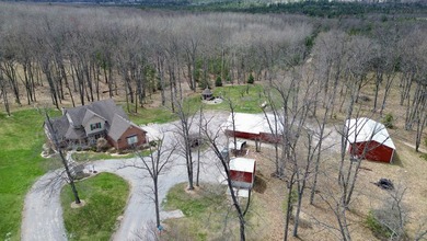 R & R Ranch - Luxury Retreat & Turnkey Hunting Estate Offered - photo 3