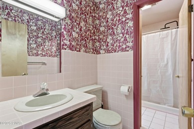 Experience this rare turnkey 4 bed, 5 bath private estate on 60 - photo 50