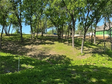 Build your dream lake home on this stunning waterfront lot - photo 7