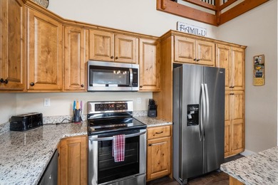 1 YEAR Boat Slip Lease INCLUDED*** Welcome to luxury lake living - photo 10