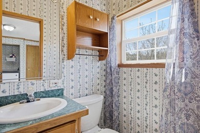 The seller is willing to cover 6 months of lot rent with the - photo 23