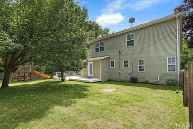 Experience the best of Chain O'Lakes living in this beautifully - photo 29