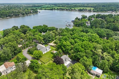 Experience the best of Chain O'Lakes living in this beautifully - photo 35