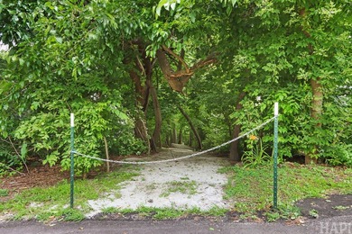 Experience the best of Chain O'Lakes living in this beautifully - photo 36