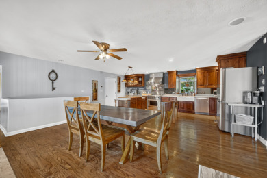 Panoramic views of Pretty Lake! - photo 25