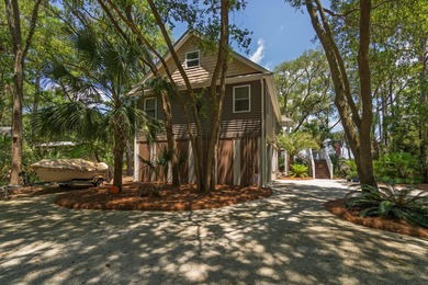 Welcome to your immaculate island oasis in the coveted Marsh - photo 1