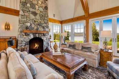 On a secluded headland offering ultimate privacy with 14.7 - photo 12