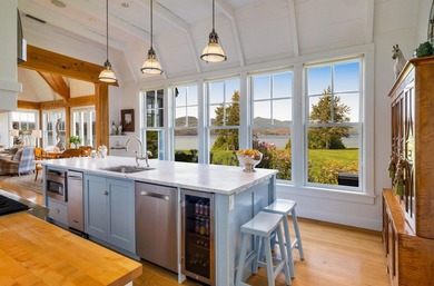 On a secluded headland offering ultimate privacy with 14.7 - photo 14