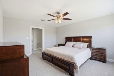Seller is offering up to $5,000 toward buyer's closing costs - photo 16