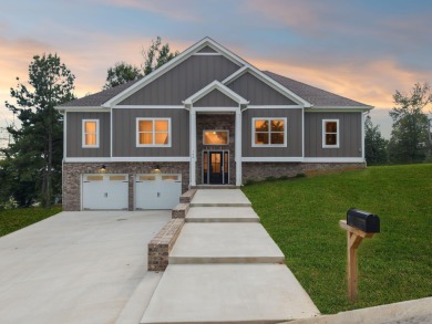 Chickamauga Lake Home Sale Pending in Dayton Tennessee