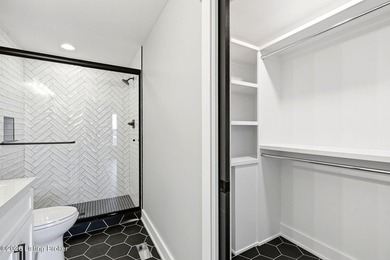 Welcome to Paradise Grove Nolin. This 4 bedroom, 2 full bath, 2 - photo 21