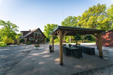 This 4-bedroom, 2.5-bath, 3,696-square-foot home sits on 21 - photo 33