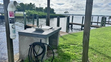 Welcome to the highly sought-after 55+ gated waterfront - photo 37